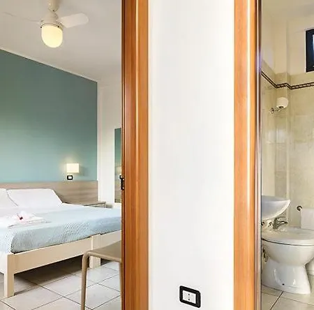 Hotel Dei Bizantini & Villaggio Campo Dei Messapi