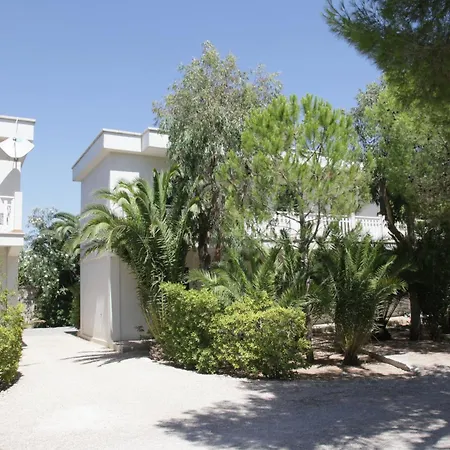 Dei Bizantini & Villaggio Campo Dei Messapi San Pietro in Bevagna