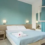 Hotel Dei Bizantini & Villaggio Campo Dei Messapi