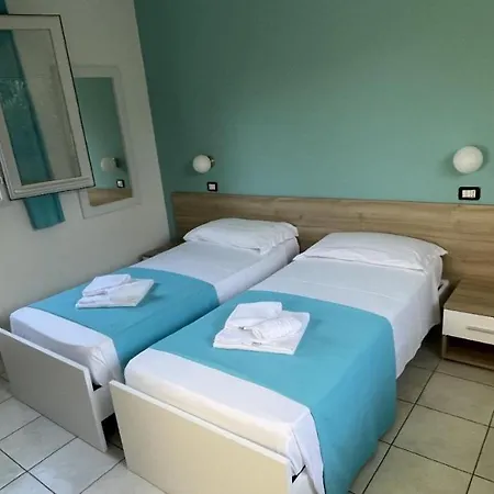 Dei Bizantini & Villaggio Campo Dei Messapi 호텔 3*