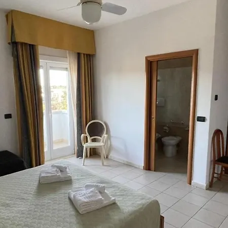 Отель Dei Bizantini & Villaggio Campo Dei Messapi