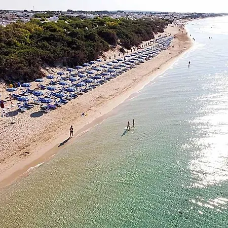 Dei Bizantini & Villaggio Campo Dei Messapi Отель 3*