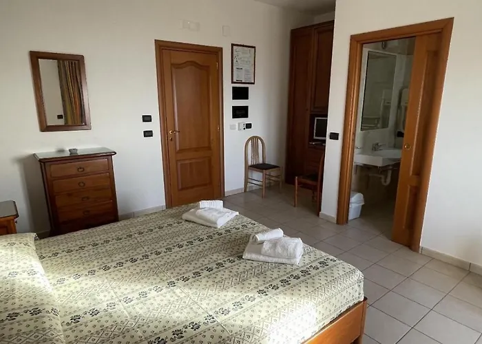 Dei Bizantini & Villaggio Campo Dei Messapi 3*