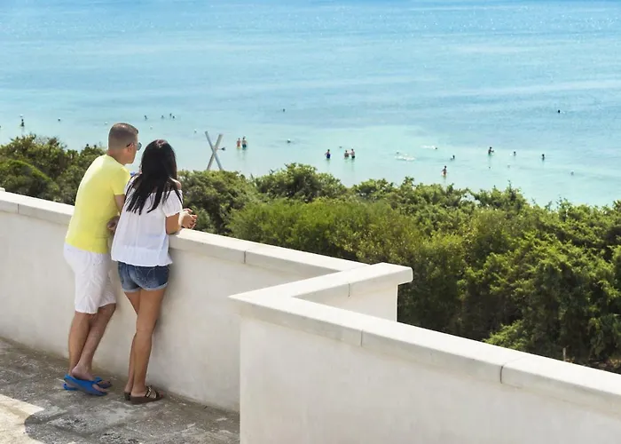 Dei Bizantini & Villaggio Campo Dei Messapi Отель 3*